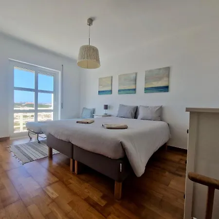 Bay Beach House-4 Bedrooms Beach Across The Road Casa de Férias