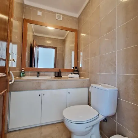Bay Beach House-4 Bedrooms Beach Across The Road Casa de Férias Ferrel (Leiria)