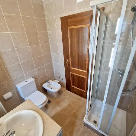 Casa de Férias Bay Beach House-4 Bedrooms Beach Across The Road *
