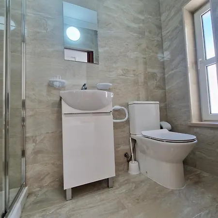 Bay Beach House-4 Bedrooms Beach Across The Road Casa de Férias Ferrel (Leiria)